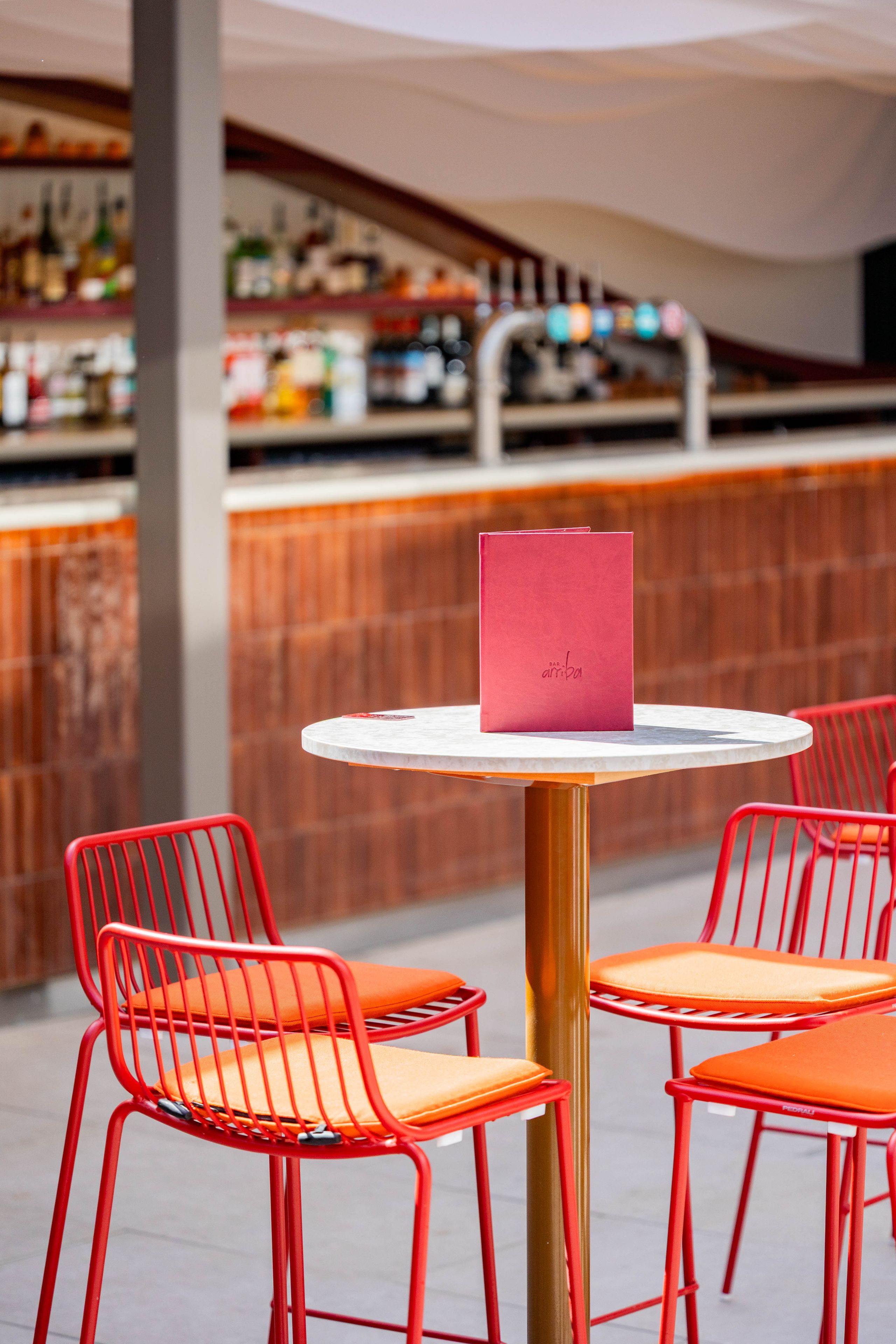 Bar Arriba — interior photo 4